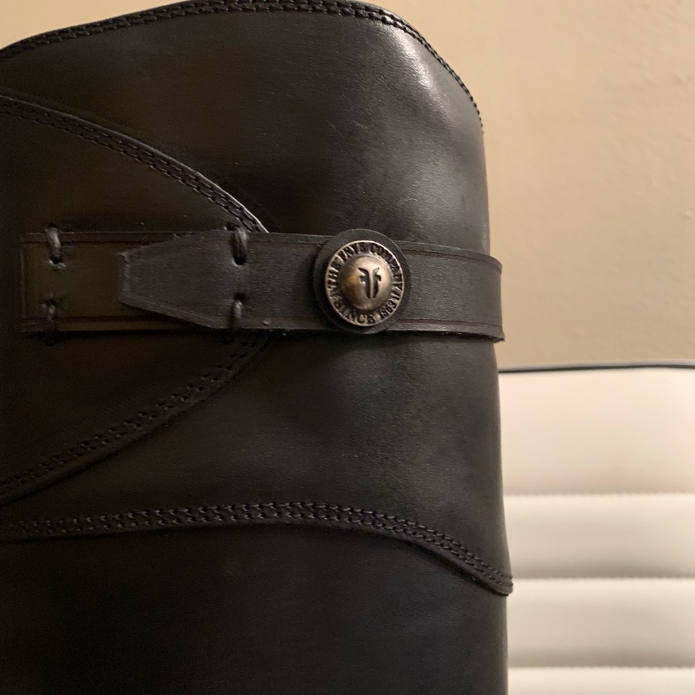 🔥🍁 FRYE: ‘Molly’ Genuine Leather Riding Boot - Picture 7 of 8